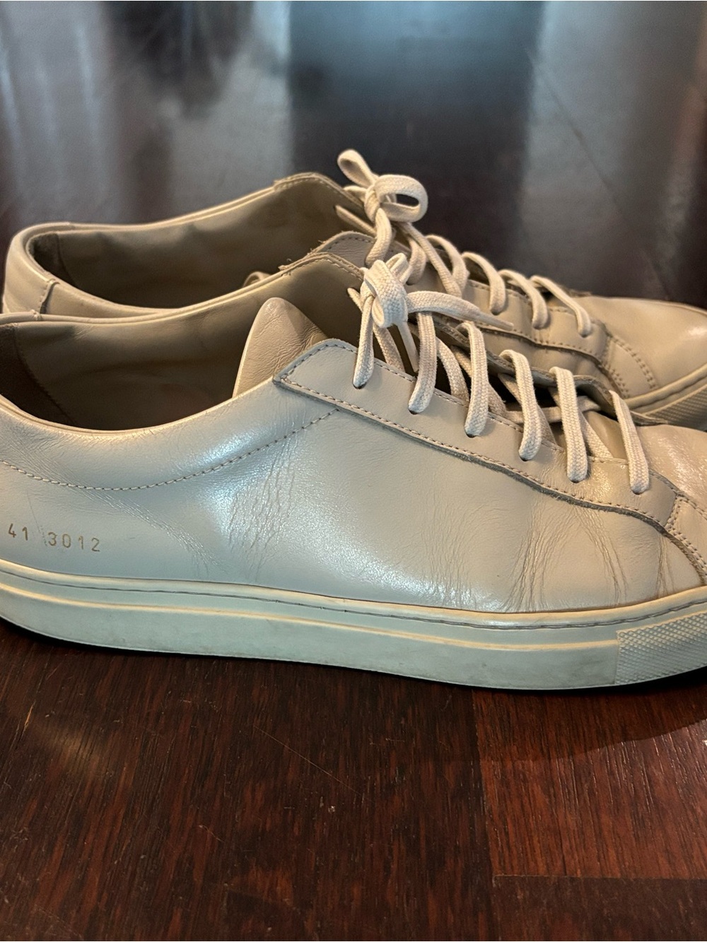 Common Project Men's Leather Low-Top Sneakers in Light Gray